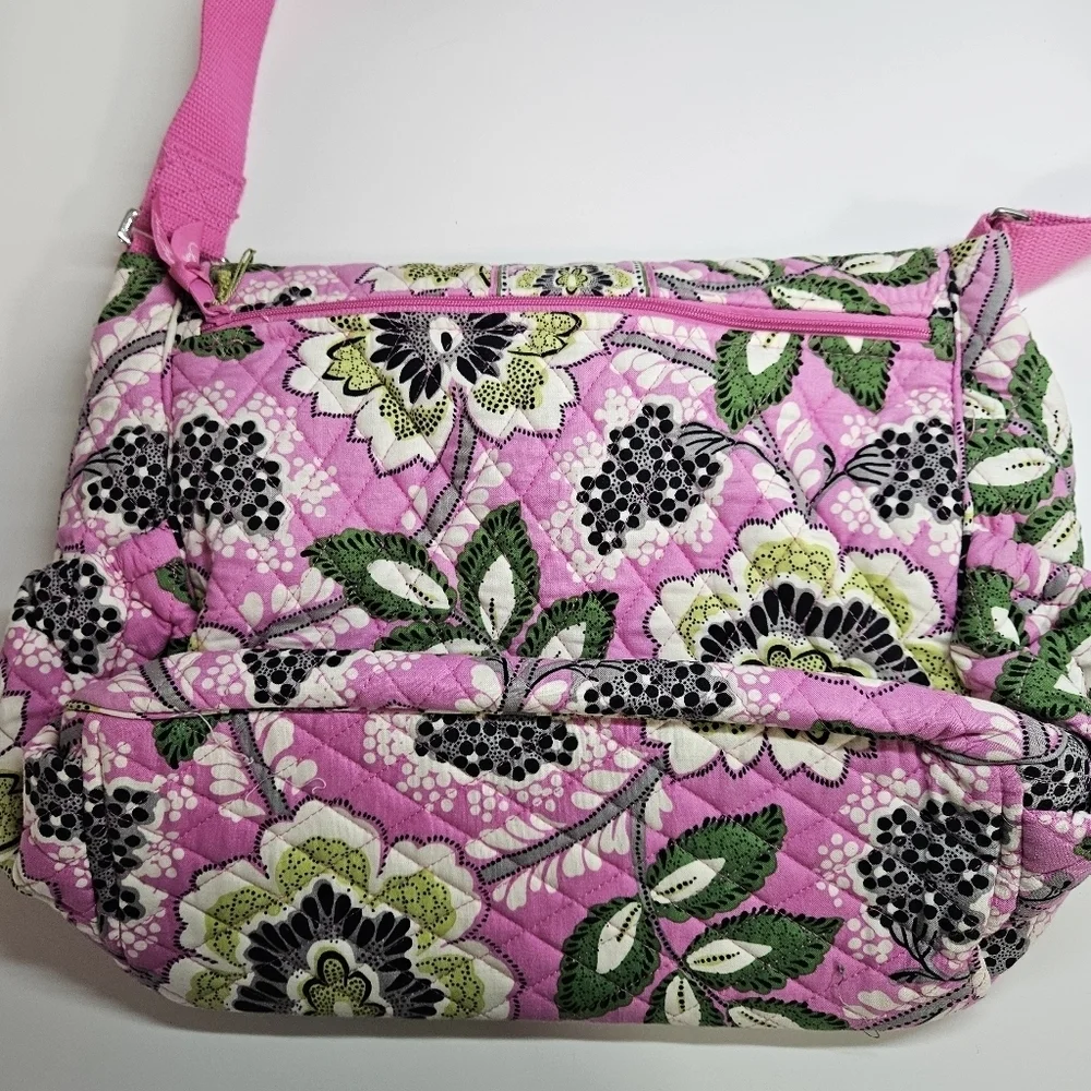 NEW Vera Bradley Priscilla Pink Floral Messenger Baby Bag